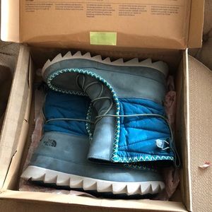 North face winter boots